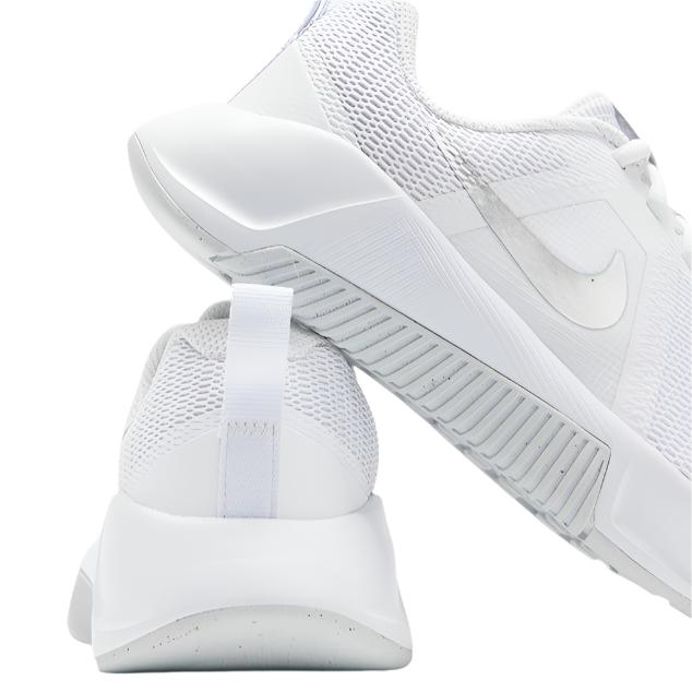 Nike Women's MC Trainer 3 Training Shoes - White/ Metallic Platinum/Photon Dust