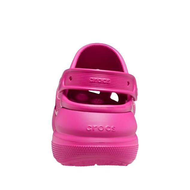 Crocs Unisex Classic Crush Clogs - Fuchsia Fun