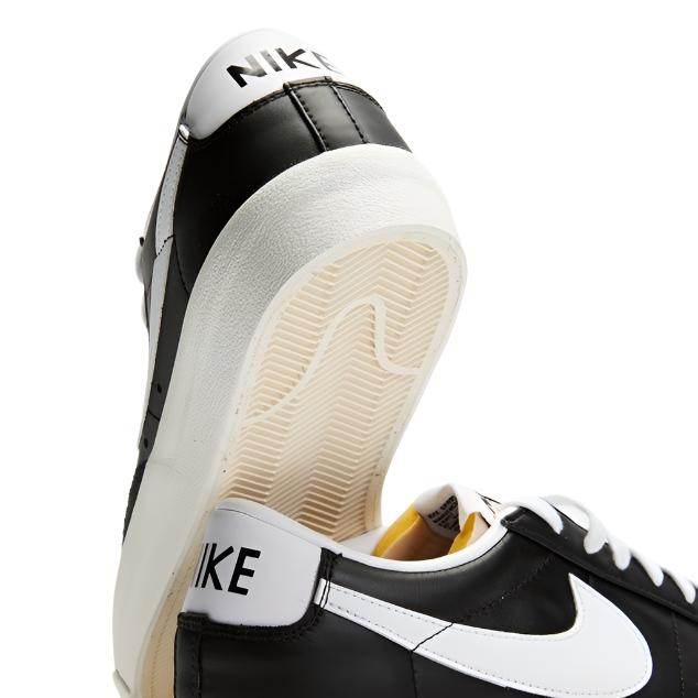 Nike Mens Blazer Low 77 Vintage Sneakers Shoes - Black/ White Sail/ Orange