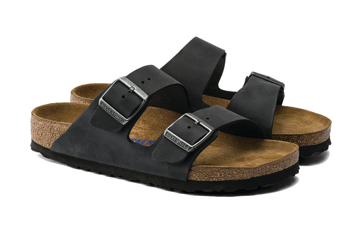 Birkenstock Unisex Arizona Oiled Leather Sandal - Black